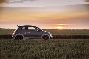Abarth 695 70° Anniversario 2019 года  (UK)